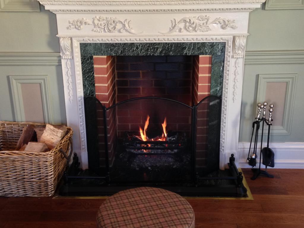 The Rutland Arms Hotel ニューマーケット エクステリア 写真