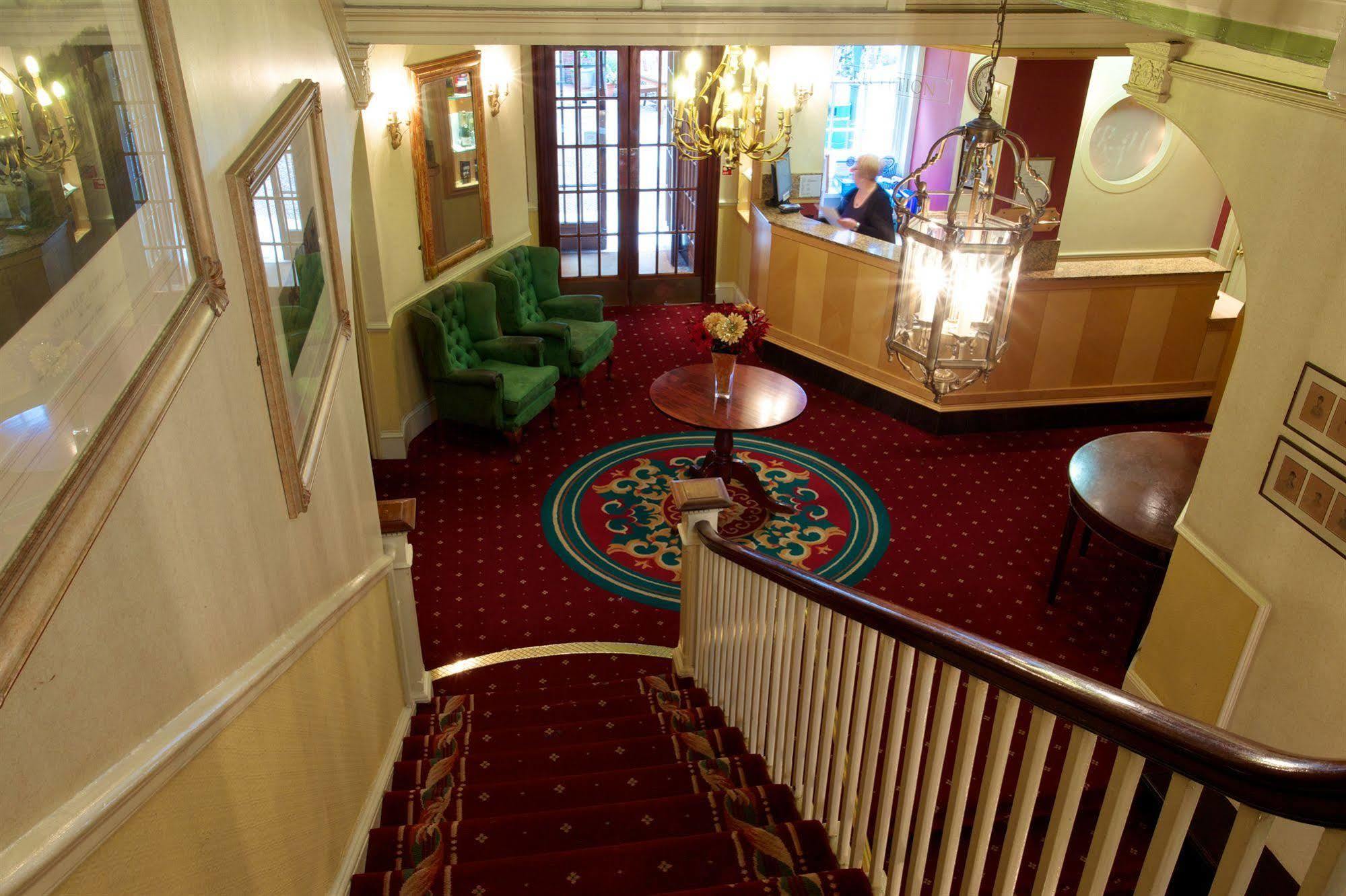 The Rutland Arms Hotel ニューマーケット エクステリア 写真