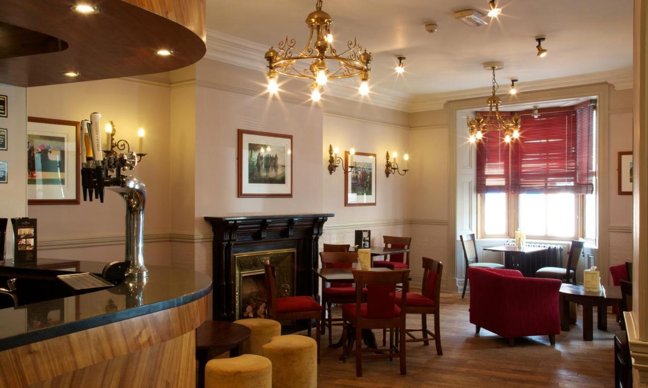 The Rutland Arms Hotel ニューマーケット エクステリア 写真